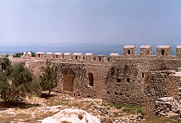 Chlemutsi-Castle-Sotos-07.jpg