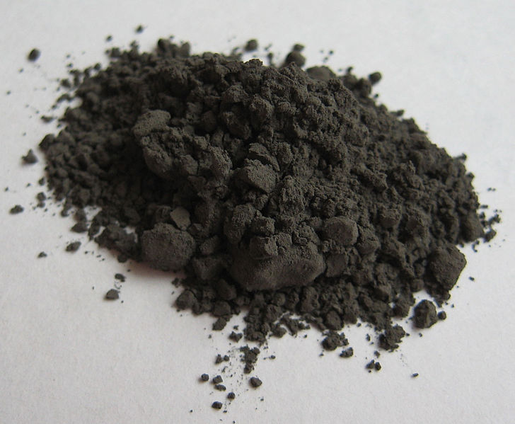 File:Chromium carbide Cr3C2.JPG