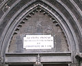 Plakett på katedralen i Clermont-Ferrand hyller det høyeste vesen
