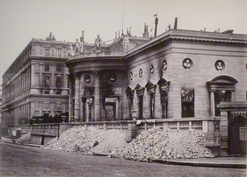 Archivo:Commune de Paris Palais de la Légion d'Honneur.jpg