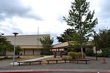 Creswell High School (Creswell, Oregon) .jpg