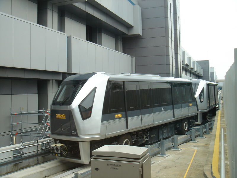 File:CrystalMover-Changi-Ext.JPG