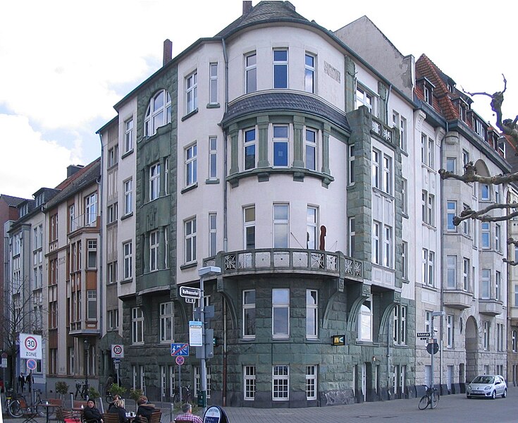 File:Düsseldorf, Schulstraße 1, 2012 (2).jpg