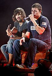 David Otero and Dani Martin during a concert. David y Dani.jpg