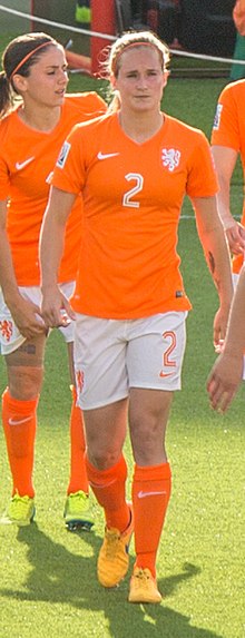 Desiree van Lunteren (cropped).jpg