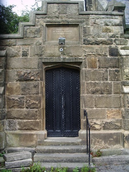 File:Doorway - geograph.org.uk - 866937.jpg