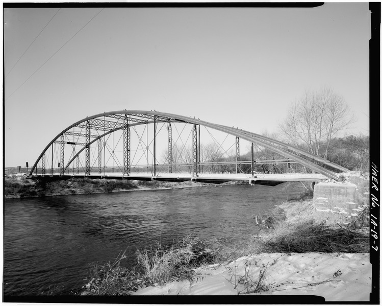 File:EAST WEB. VIEW TO SOUTHWEST. - Freeport Bridge, Spanning Upper Iowa River, Decorah, Winneshiek County, IA HAER IOWA,96-DECOR.V,1-9.tif