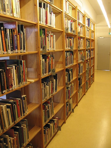 File:EYE Film Institute Netherlands - Library bookshelves - 2014.JPG