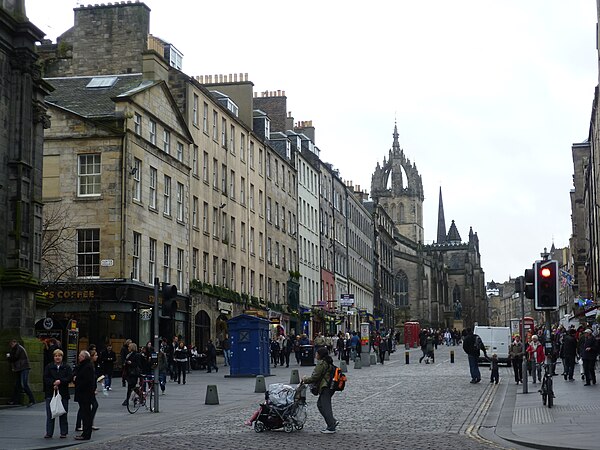 Edinburgh's "Royal Mile"—running from the castle to Holyrood Abbey—is roughly a Scots mile long.