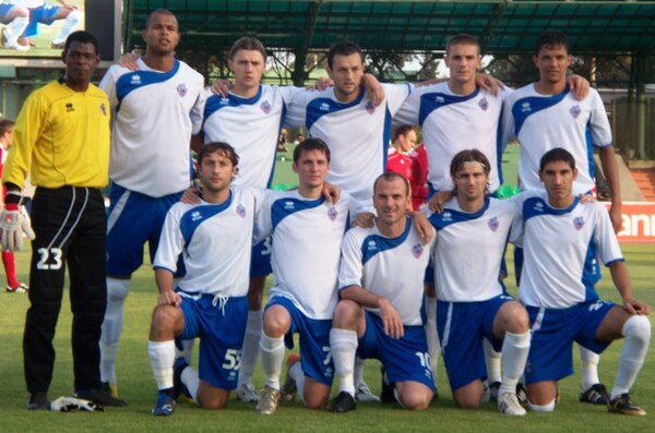 Baku's line up before a 2009–10 UEFA Champions League 2QR match against Ekranas