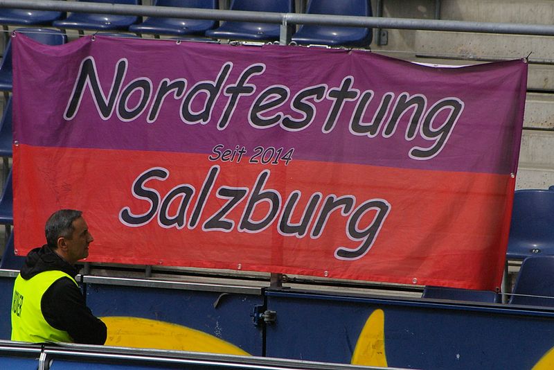 File:FC Red Bull Salzburg gegen SV Ried April2015 23.JPG