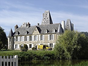 Façade sud du château de Cricqueville-en-Auge.JPG