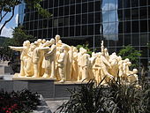 The Illuminated Crowd., "La_Foule_illuminee [fr]". Foule Illuminee 02.jpg