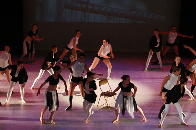 File:Gala de danse 2011, palais des Princes (ORANGE,FR84) (6145215420).jpg