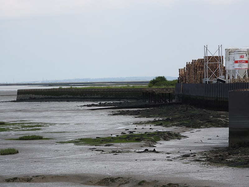 File:Gillingham Saxon Shore 4373.JPG