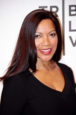 Fortune Salaire Mensuel de Grace Hightower Combien gagne t il d argent ? 20 000 000,00 euros mensuels