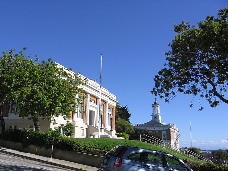 File:Grand Avenue Library and City Hall 3204.JPG