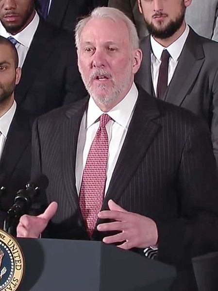 Popovich speaking at the White House in 2015