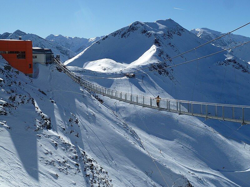 File:Hängebrücke, Stubnerkogel, Bad Gastein 01.jpg