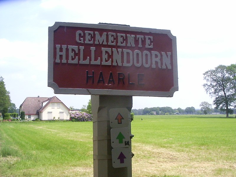 File:Haarle-bathemerweg-2106090003.jpg