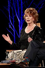 Edna O'Brien için küçük resim