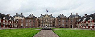 <span class="mw-page-title-main">Het Loo Palace</span> Palace in Apeldoorn, Netherlands, built by the House of Orange-Nassau.