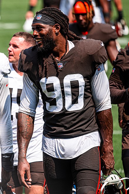 Clowney with the Cleveland Browns in 2021