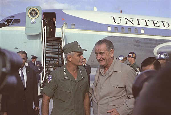 Westmoreland and President Lyndon B. Johnson at Cam Ranh Air Base in Khánh Hòa province, 23 December 1967