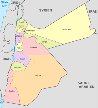 Jordan, administrative divisions - de - colored.svg