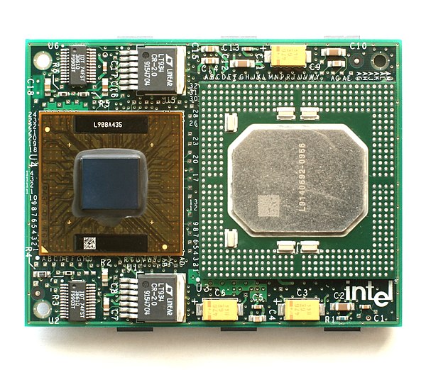 Pentium II Overdrive without heatsink. Deschutes core on left, cache on right