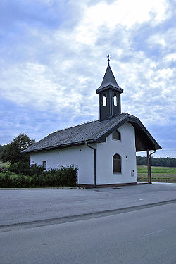 Dolnji Slaveči, rimokatolička kapela