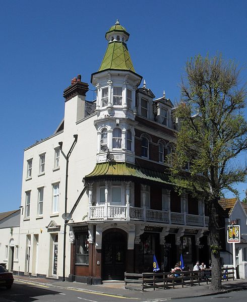 File:King's Arms, 222 Seaside, Eastbourne (NHLE Code 1389694) (May 2010).JPG