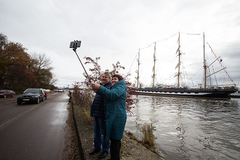 File:Kruzenshtern returned to Kaliningrad (2016-11-04) 04.jpg