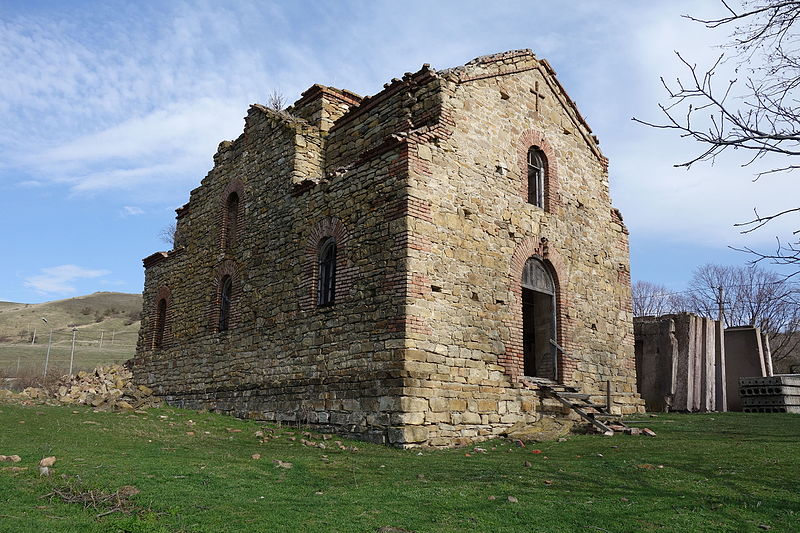 File:Kvishiani Church 1.JPG