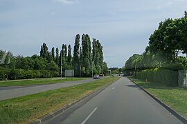 Boulevard de l'Europe (D50), accès nord à Lieusaint.