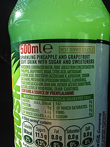 Información nutricional de Lilt Crush, Irlanda, UE Botella de refresco (17218135680) .jpg