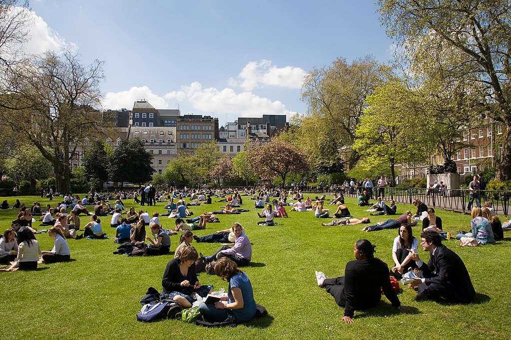 London School of Economics Lincoln's Inn Fields - May 2006