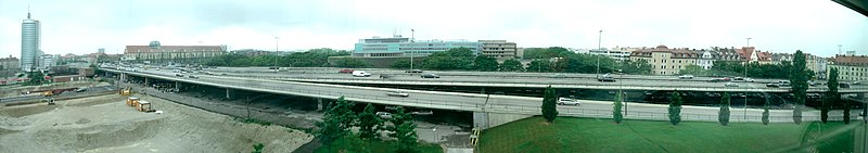 File:München - Donnersbergerbrücke (Panorame).jpg