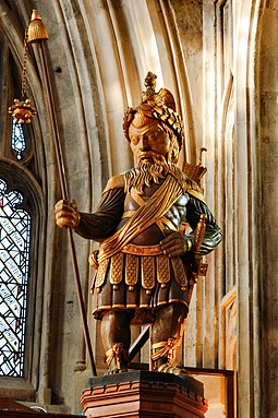 The figure of Magog Magog, The Guildhall, London.jpg