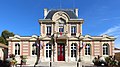 * Nomination Town hall of Boissy-Saint-Léger in Val-de-Marne department, France. --Chabe01 20:49, 2 February 2021 (UTC) * Promotion  Support Good quality and delightful symmetry. --Yitzilitt 05:50, 4 February 2021 (UTC)