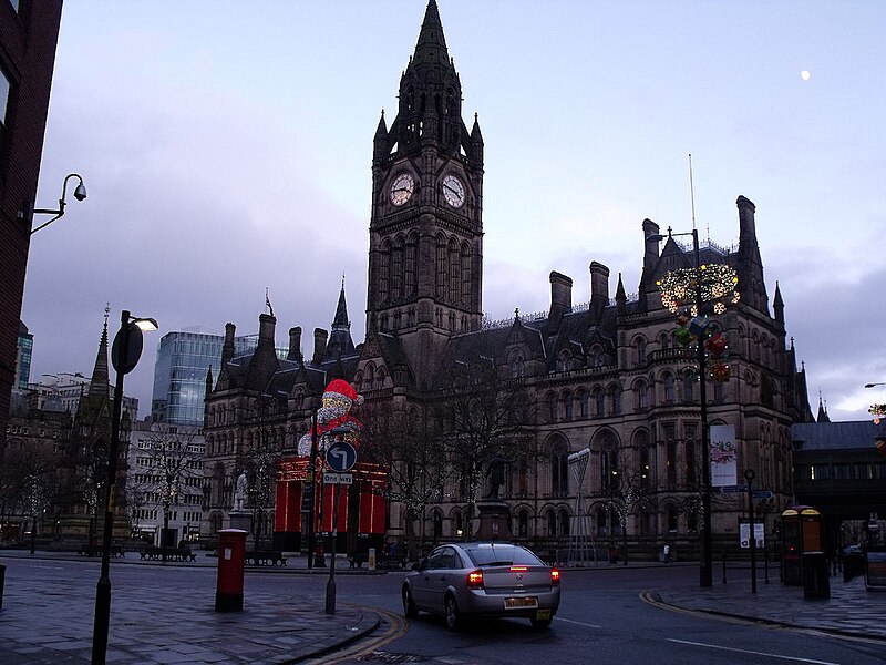 File:Manchester Town Hall from Lloyd Street.jpg