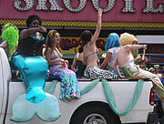 Mermaid parade 2004.jpg