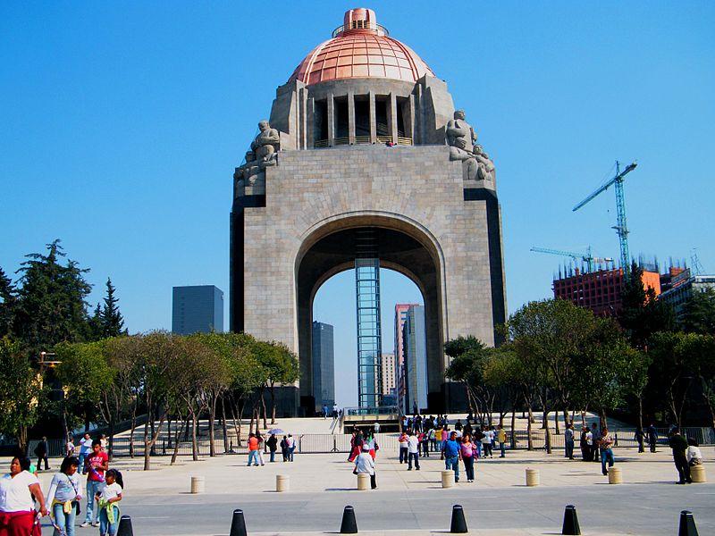 File:Monumento a la Revolución (2010).jpeg