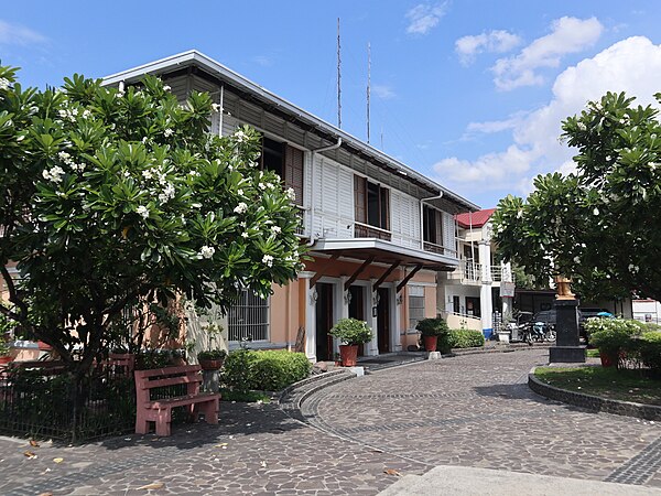Image: Museu Ning Angeles side view (Santo Rosario Street, Angeles, Pampanga; 05 27 2023)