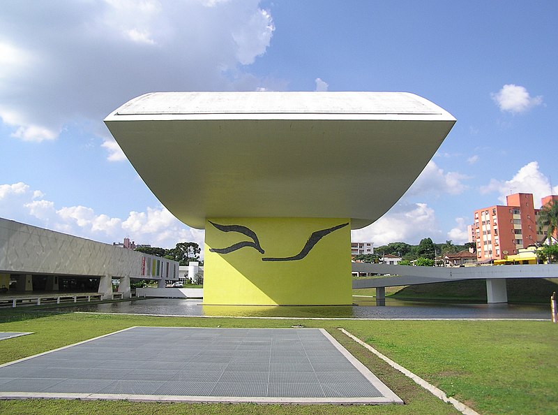 File:Museu Oscar Niemeyer 9 Curitiba Brasil.jpg