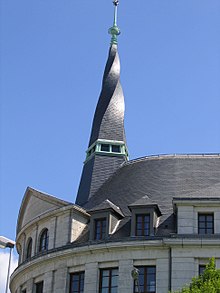 Nantes Maison compagnonnage Clocher tors.jpg