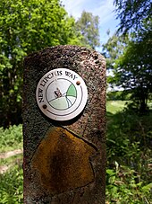 Yeni lipchis Way waymarker.jpg