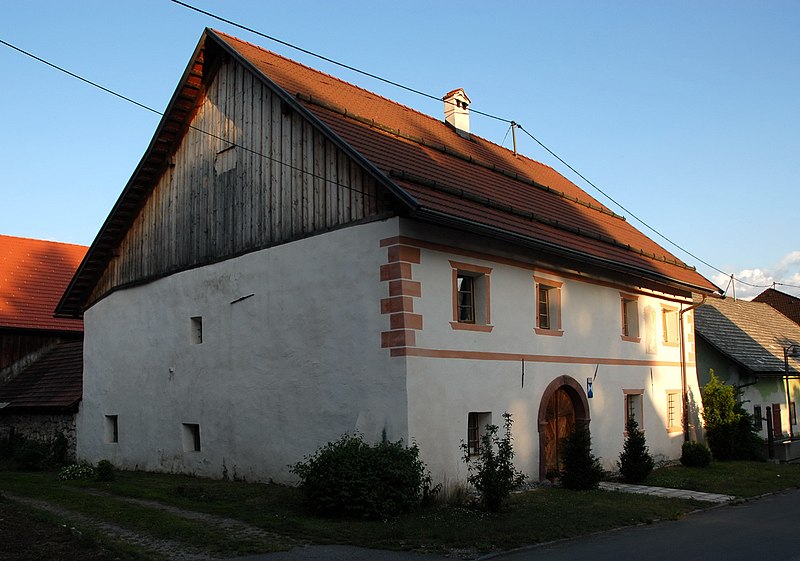 File:Noetsch Saak altes Haus Kulturdenkmal 20052007 01.jpg