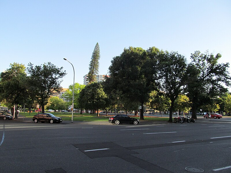 File:OIC hindmarsh square 1.jpg