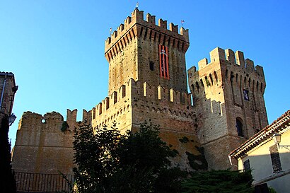 Come arrivare a Rocca Di Offagna con i mezzi pubblici - Informazioni sul luogo